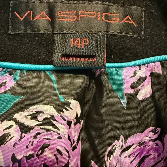 Black Via Spiga Wool Peacoat w/ floral lining! Belted waist and longer length! - Picture 6 of 6